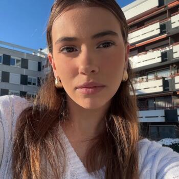 Babysitter in Nantes: Oceane