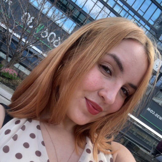 Babysitter in London: Elena