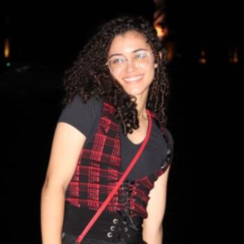 Babysitter in Olinda: Maria