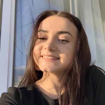 Baby-sitter in Loos: Zoe