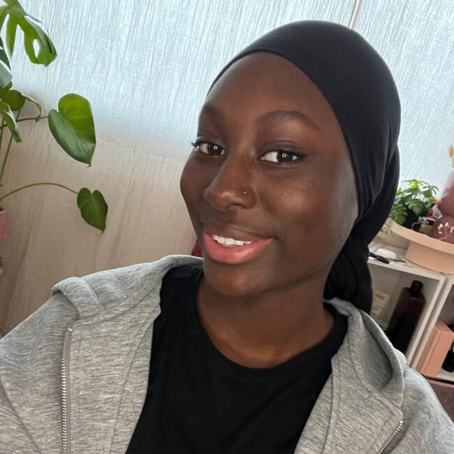 Babysitter in Mantes-la-Ville: Awa