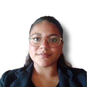 Babysitter in Segovia: Ashlee