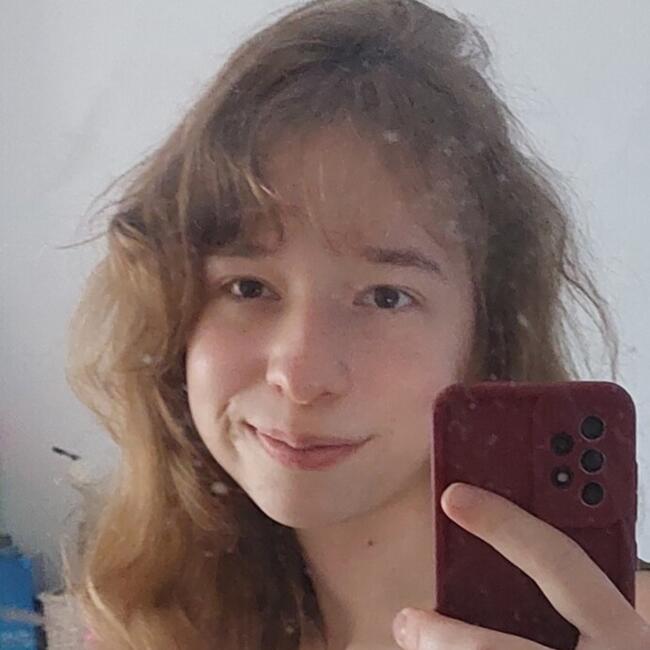 Babysitter in Tubize: Zoé