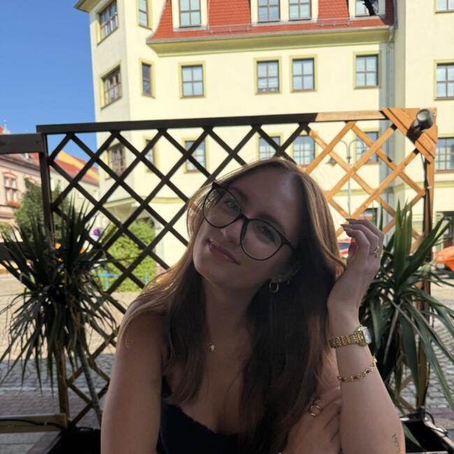 Babysitter in Groitzsch: Emily