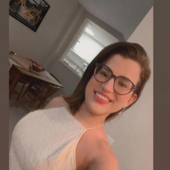 Babysitter Niterói: Ana Claudia