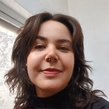 Babysitter in Pelotas: Amanda Campos 