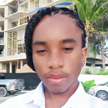 Babysitter in Belize City: Doran