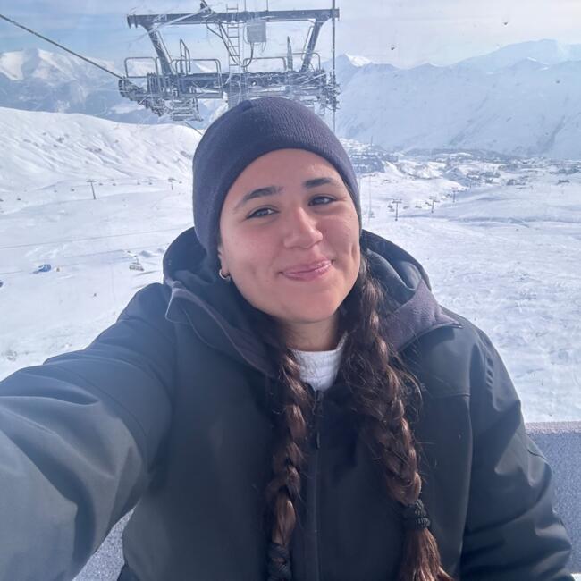 בייביסיטר ב- חולון: Liron