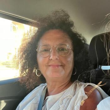 Canguro en Sevilla: Lucia