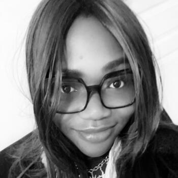 Niñera en Montreal: Kimberly