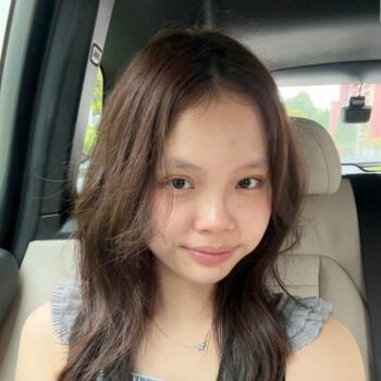 位于Singapore Island的临时保姆: Chloe