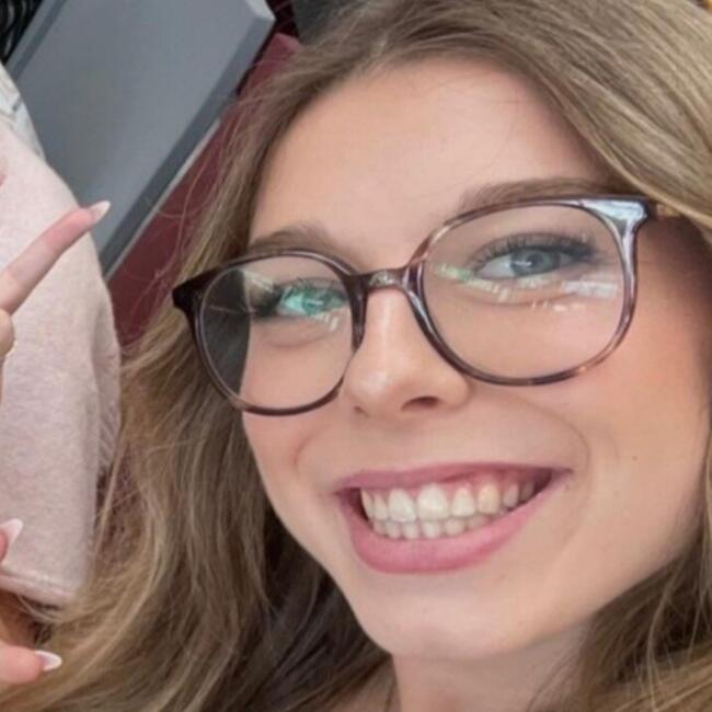 Babysitter in Tours: Julie