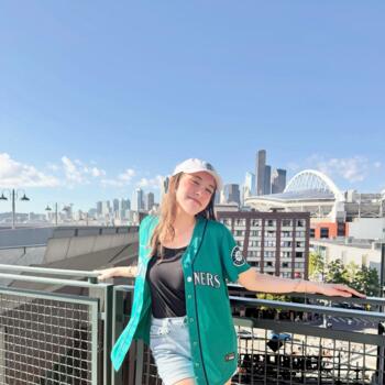Babysitter in Port Orchard: Emma
