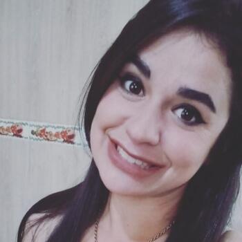 Babysitter in Florida: Helen