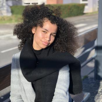 Baby-sitter in Joué-lès-Tours: Saskia