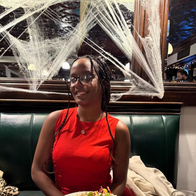 Babysitter in Killea: Luisa