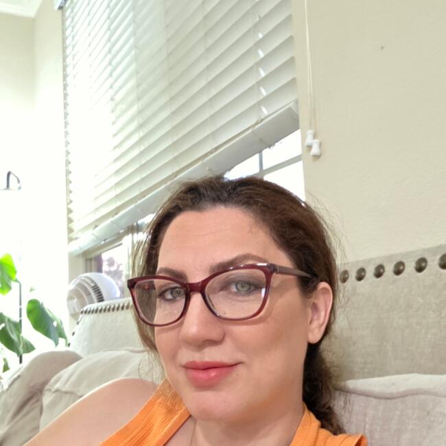 Nanny in Irvine (California): Maysoun