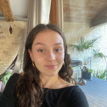 Babysitter in Poitiers: Melina