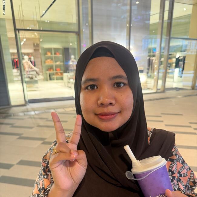 Kerja pengasuh di Rawang: Dyra