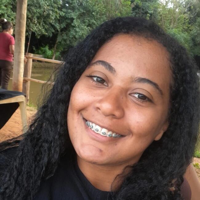 Babá em Currais Novos: Franciely