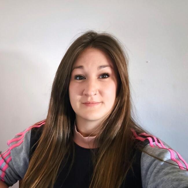 Babysitter in Huesca: Leticia