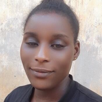 Babysitter in Benin City: Precious
