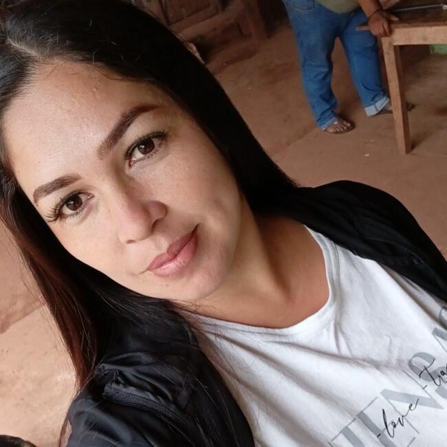 Babysitter in Capiatá: Liz