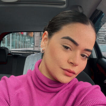 Babysitter Curitiba: Larisi