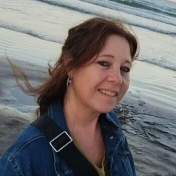 Babysitter in Villa España: Rosana