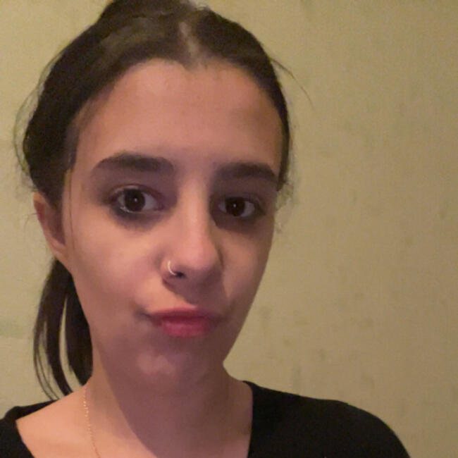 Babysitter in Valentigney: Franceska