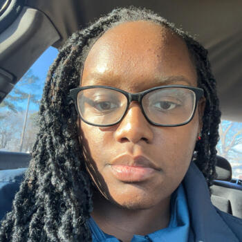 Babysitting job in Newport News: babysitting job Raven