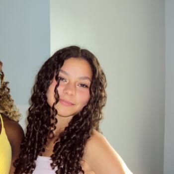 Babysitter in Guécélard: Inês