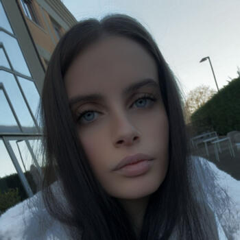 Babysitter Valeggio sul Mincio: Jasmine