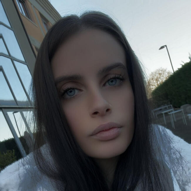 Babysitter in Valeggio sul Mincio: Jasmine