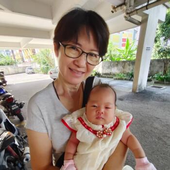 Nanny job in Petaling Jaya: babysitting job Chongfoo
