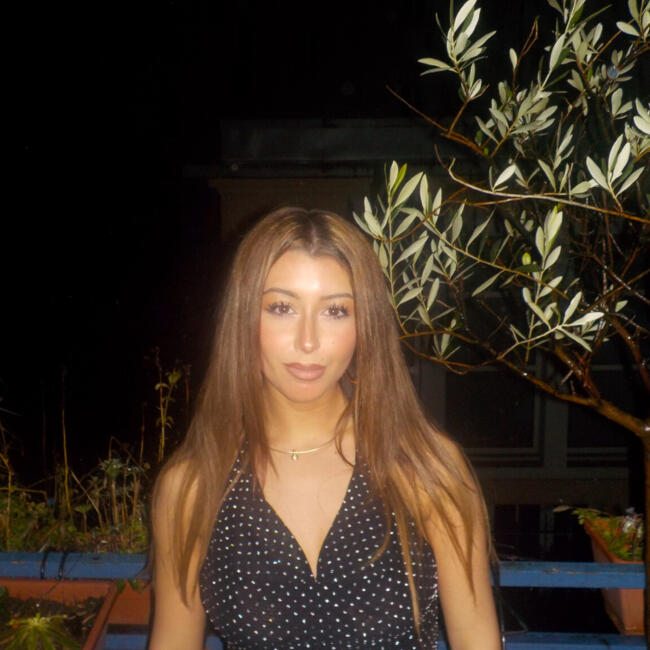 Babysitter in Paris: Chiara