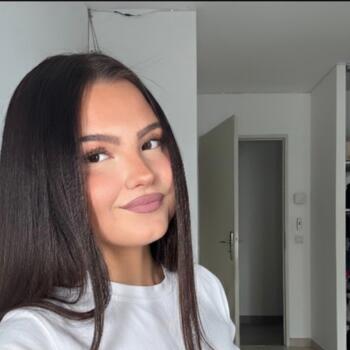 Babysitter in Chatuzange-le-Goubet: Alexia