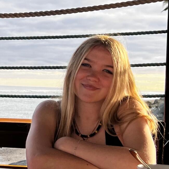 Babysitter in Leeston: Hazel