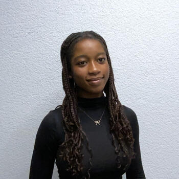 Baby-sitter in Opfikon: Naomi