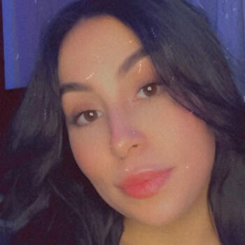 Babysitter in Paris: Yasmine