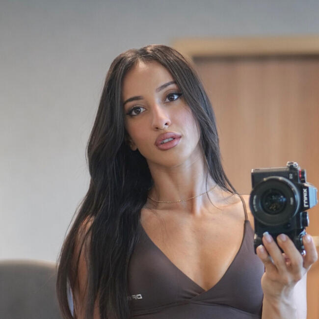 وظيفة جليسة أطفال في الدار البيضاء: Hind