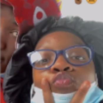 Babysitter in Detroit: Alonna