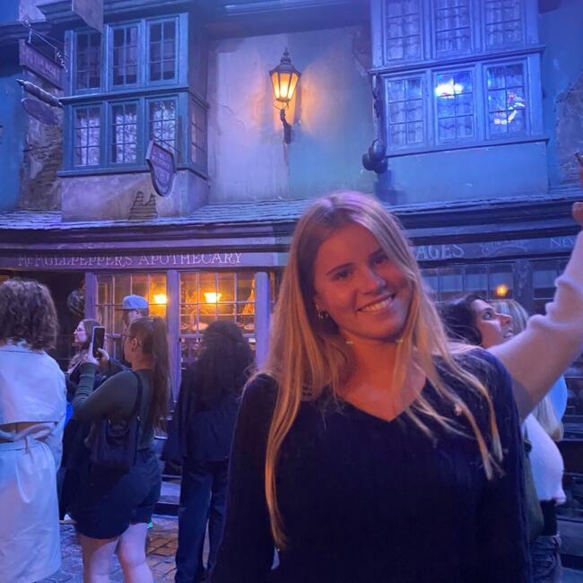 Babysitter in Sydney: Annie