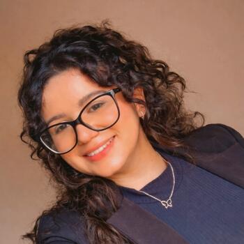 Babysitter in Londrina: Ana Beatriz