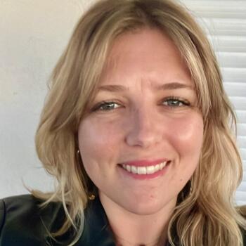 Babysitter in Sydney: Louise