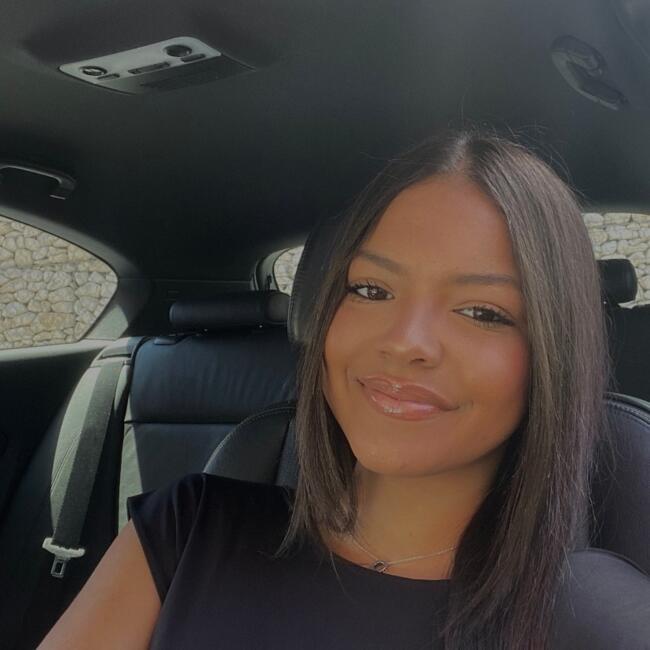 Babysitter em Lisboa: Debora