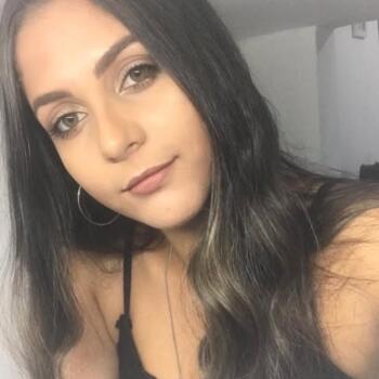 Babysitter in Uberlândia: Gleice