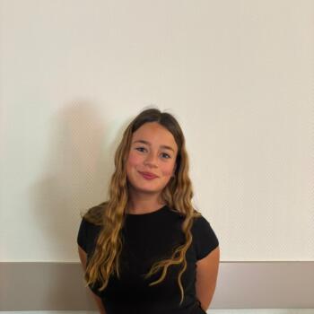 Babysitter in Budapest: Camille