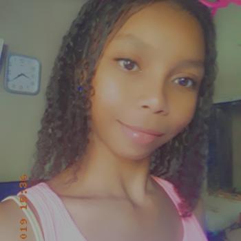 Babá em Barra Mansa: Luana