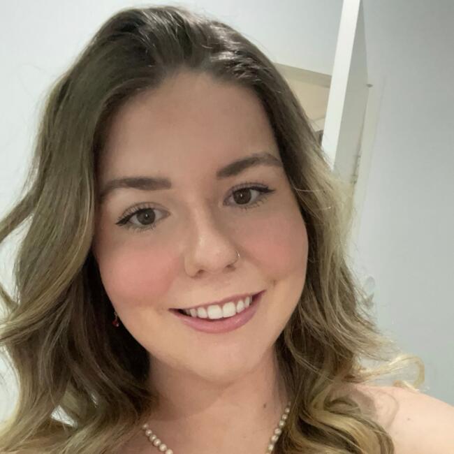 Babysitter in Brisbane: Lacey